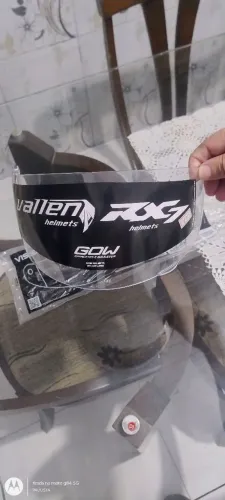Vendo viseira  nova pra capacete e transparente 