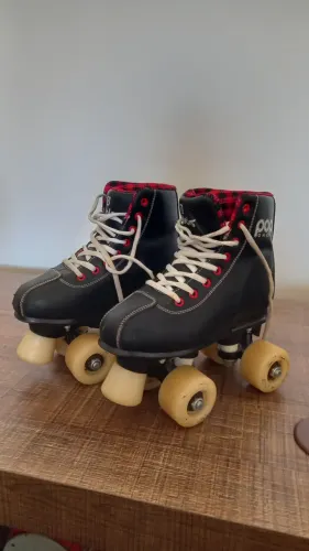 Patins infantil semi novo 31/32