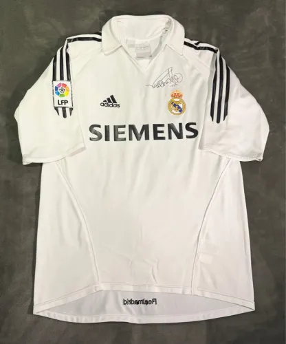Camisa Real Madrid 2004 - Autografada - Ronaldo