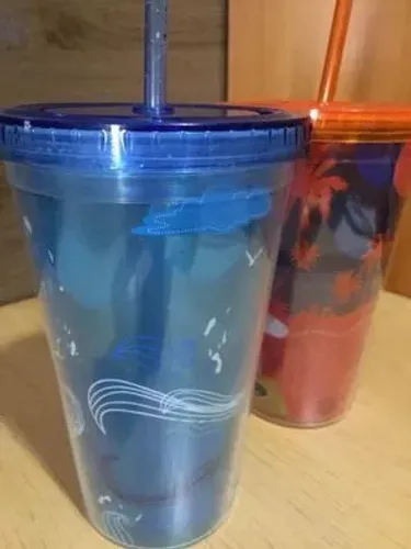 Copo Plastico c/ tampa e canudo Cacau Show 500ml