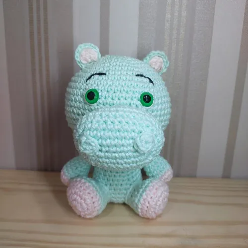 Baby Hipopótamo verdinho - amigurumi 