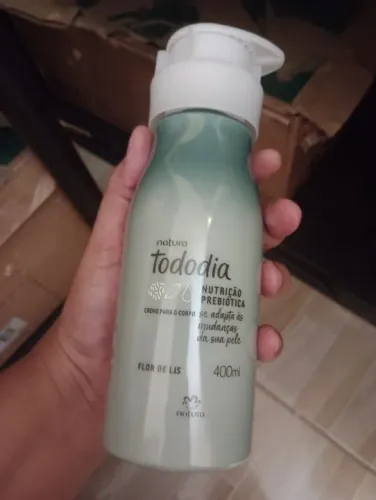 Tododia hidratante 400ml flor de Liz da natura originais e novo 
