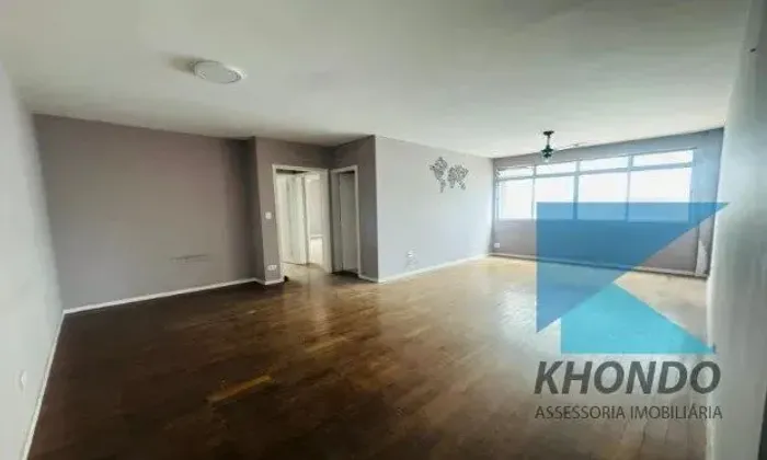 Apartamento Reformado nos Jardins com lavabo