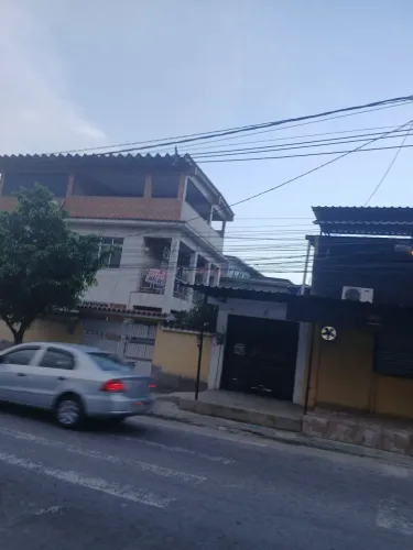 Triplex, Galpão e loja com 450 m2 RGI