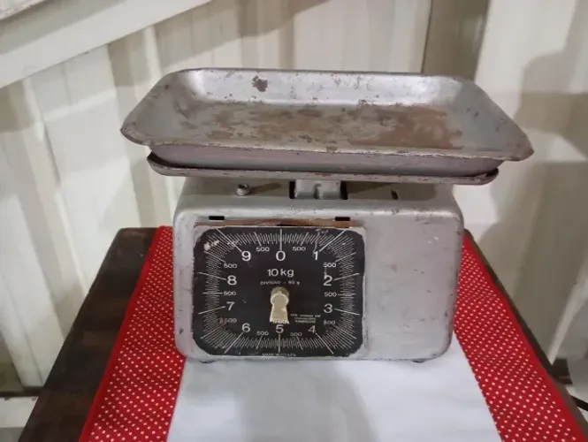 balança antiga sem marca 