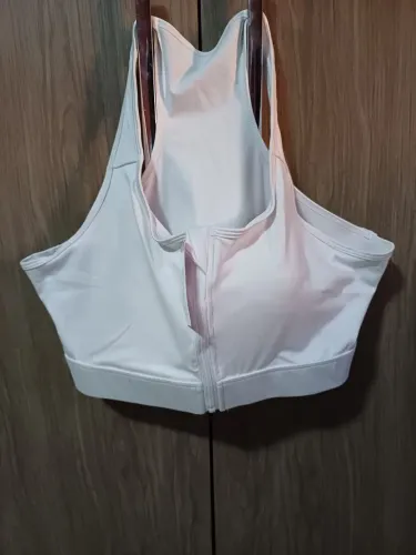 Top Esportivo com Zíper - Conforto e Suporte!