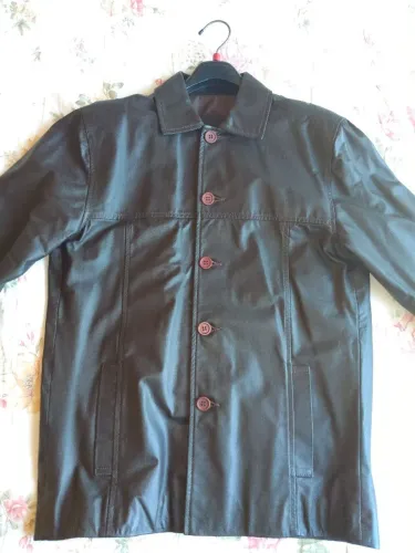 Jaqueta de couro marrom