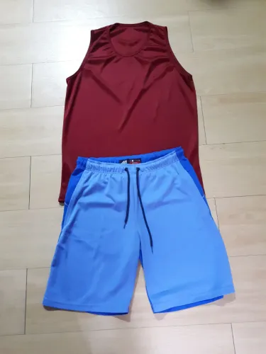 Bermuda e blusa