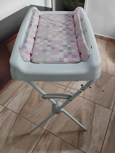 Banheira com trocador para bebê até 3 anos