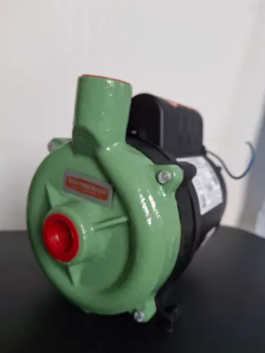 Bomba para caixa d'água. 