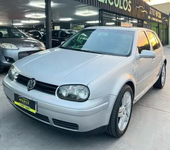 Volkswagen Golf GTI 1.8 MI 180/193cv Turbo 4P Mec. 2004