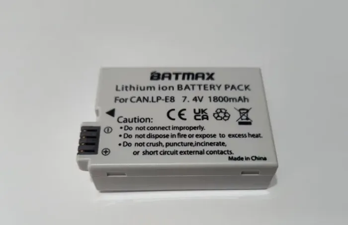 Bateria Batmax Lp-E8 Para Câmeras Canon Kiss X4 EOS T2i T3i T4i T5i T3i 550D