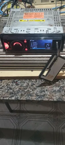 DVD automotivo Pioneer 3pol ótimo estado barbada