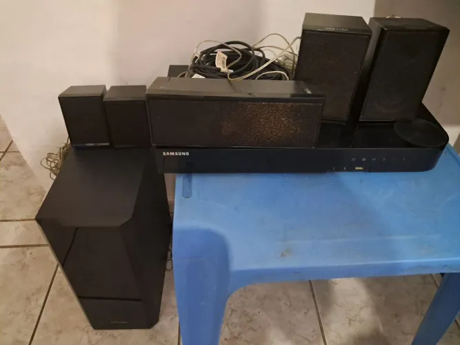 Home Theater Samsung 1000w Rms 5.1 Blu-ray 3d Bluetooth