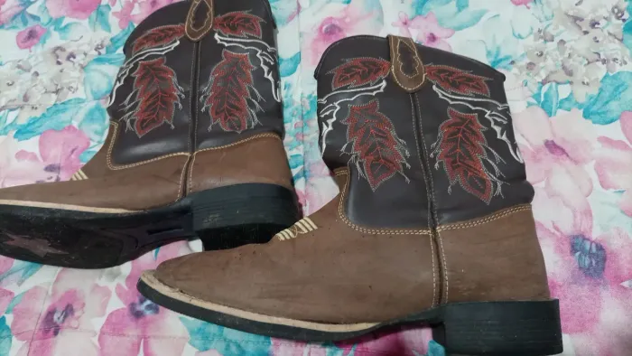 Bota Cowboy Couro