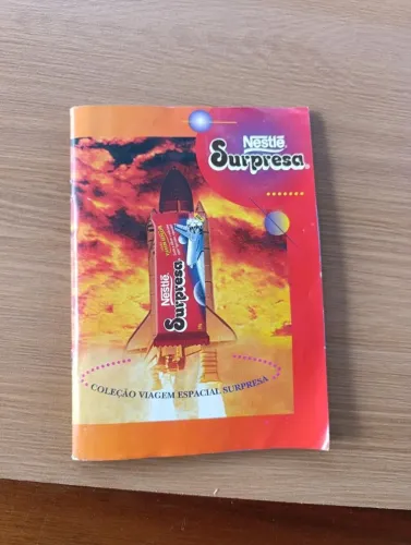 Álbum Chocolate Surpresa Nestlé Viagem Espacial (1997) Original