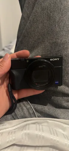 Câmera RX100 vi