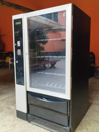 Vending Machine - Vista L Bianchi
