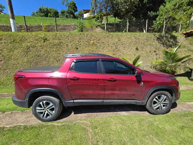 Fiat Toro Freedom 2.0 16V 4X2 TB Diesel Mec. 2017