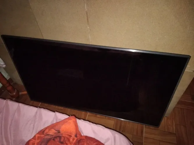 Vendo tv pra retirada de peças 55 pl LG