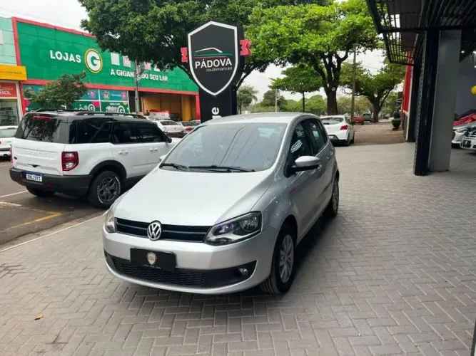 Volkswagen Fox Rock IN RIO 1.6 MI Total Flex 8V 5P 2014
