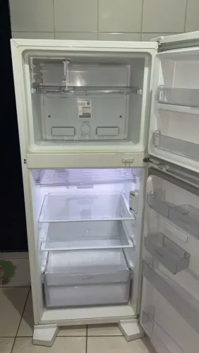 Geladeira consul Frost free