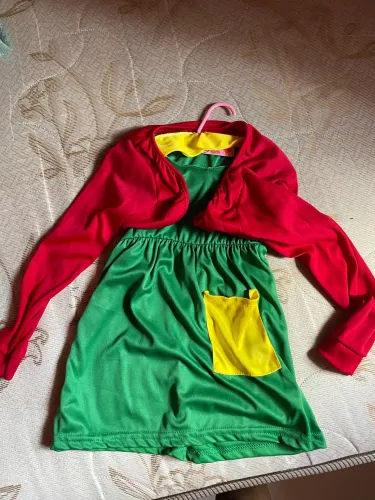 Vende-se fantasia da Chiquinha 