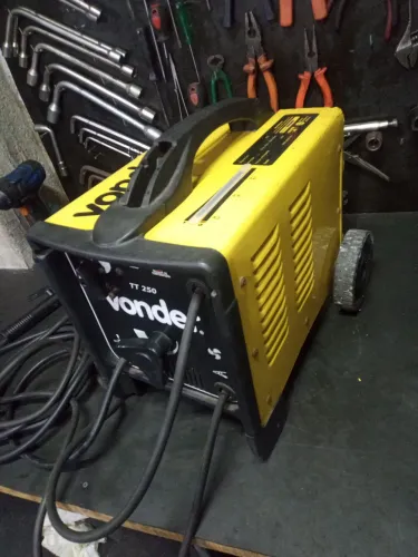 Máquina de solda vonder TT250 valor 520