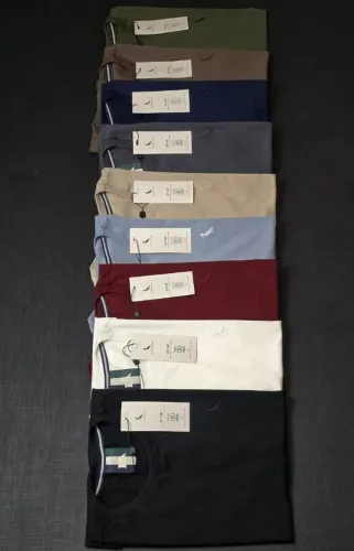 Camisa básica Logo bordado pássaro - algodão peruano