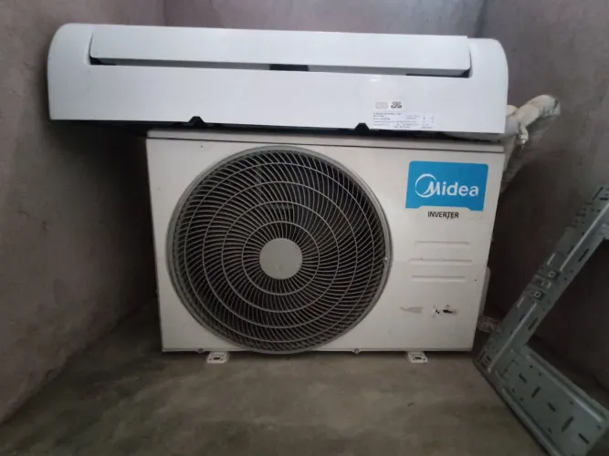 Springer Midea SMART 12.000 btus