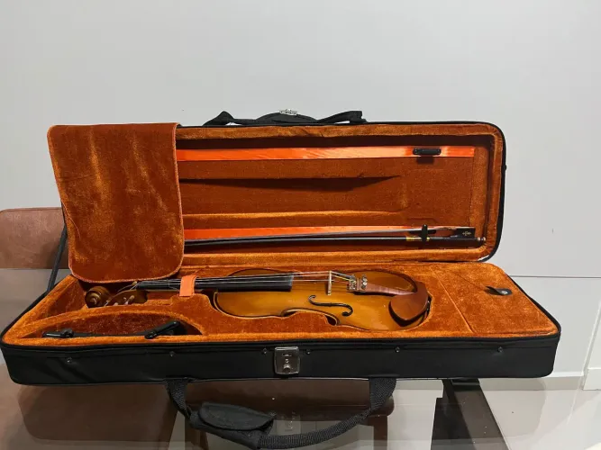 Vendo violino 3/4 semi novo