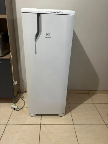 Geladeira Eletrolux
