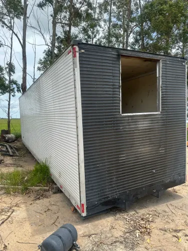 Vendo Baú Câmara Fria - 18 Pallets