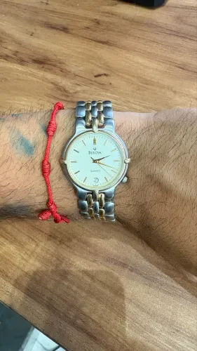 Relógio Bulova suíço Quartz 