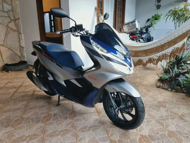 PCX SPORT 150CC Muito conservada, 2°dono, nunca caiu, 14 mil km e e ATOMÁTICA