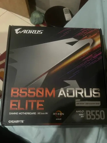 Placa mãe AORUS elite B550M