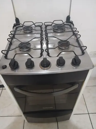 Fogao de 4 bocas novo