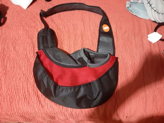 bolsa de transporte pet vermelha e preta
