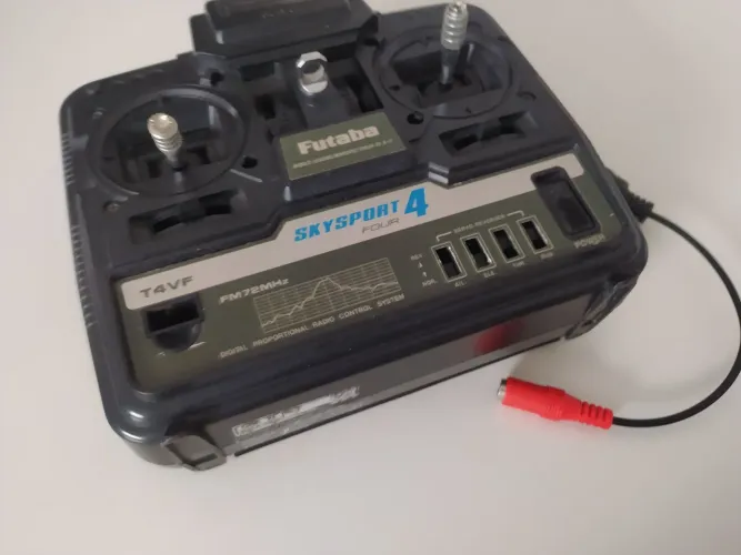Rádio Controle Aeromodeloismo Futaba 4 canais