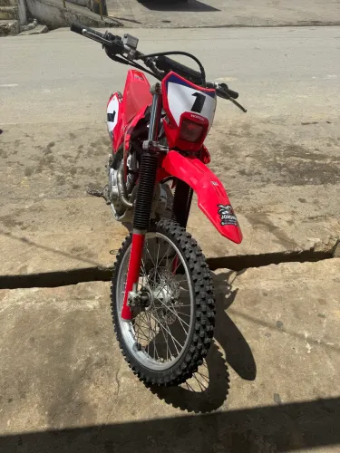 Moto CRF 250 F
