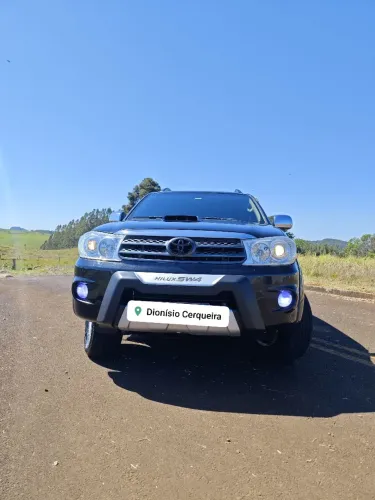 Toyota Hilux SW4 SRV D4-d 4X4 3.0 TDI Dies. AUT 2010