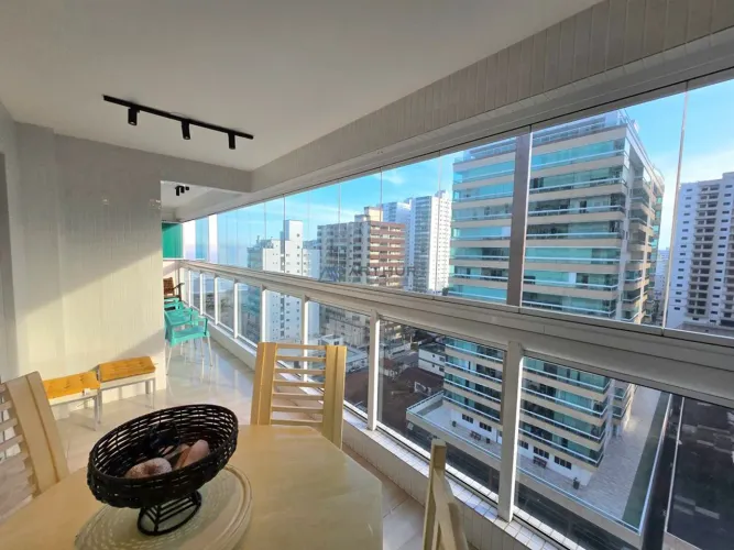 Apartamento à venda em Praia Grande no Caiçara com lazer completo