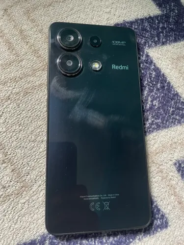 VENDO ESTE CELULAR REDMI NOT 13 