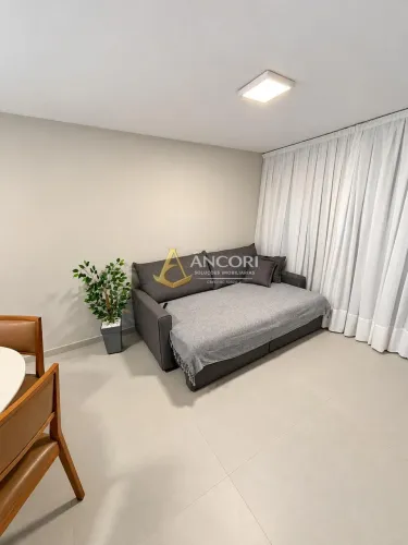 Apartamento reformado 02 Dorm. - Balneário Camboriú