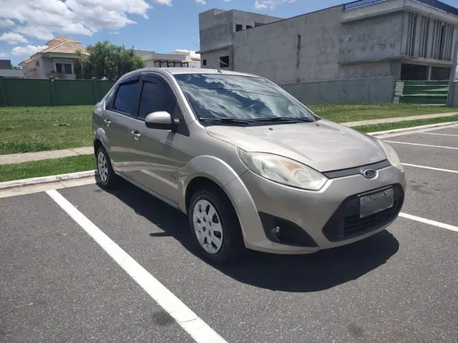 Ford Fiesta Sed. 1.6 8V Flex 4P 2013