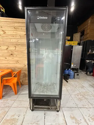 FREEZER / EXPOSITOR IMBERA VERTICAL