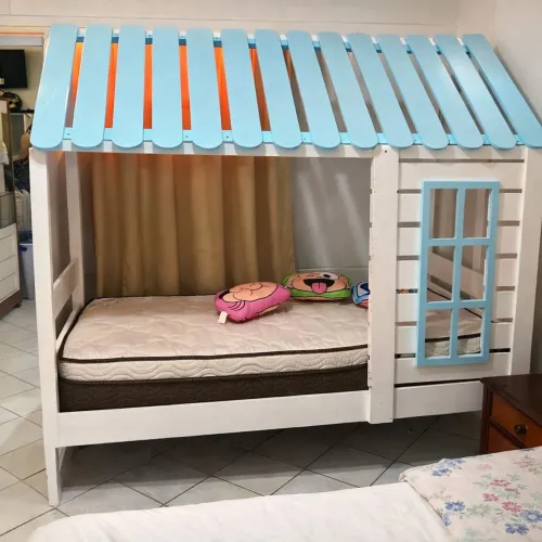 Cama casinha em madeira pinus