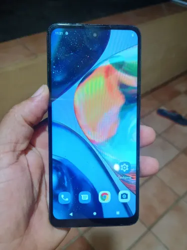 Vendo celular Marca Motorola modelo Moto G22 de 138 GB de memória.