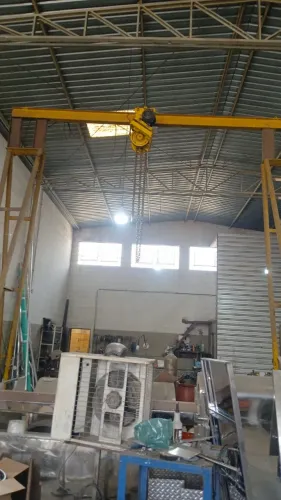 URGENTE! VENDE-SE PÓRTICO ROLANTE 3 TONELADAS C/TALHA ELÉTRICA