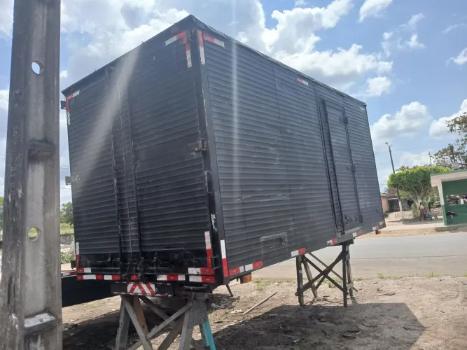Baú 3x4 wolkswagen yveco Ford cargo f4000 etc.